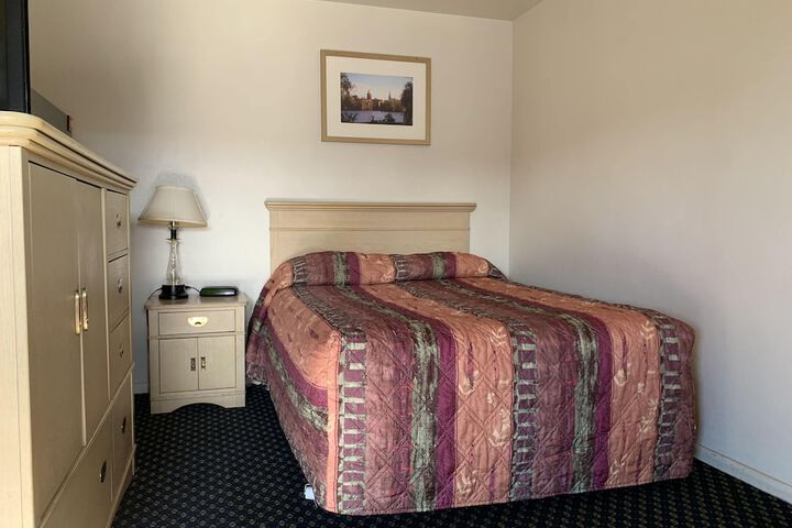 Room 13 of 13