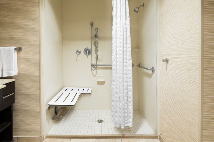 Room 21 of 29