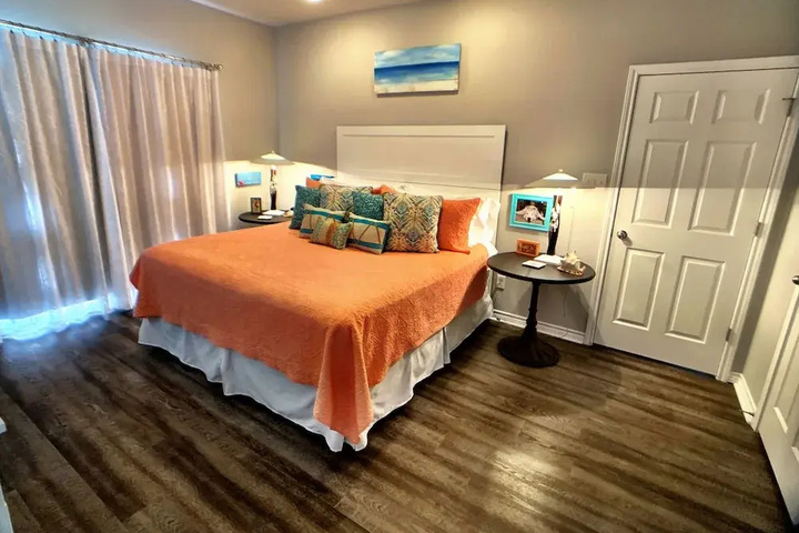 A Silver Lining 4 Br Home