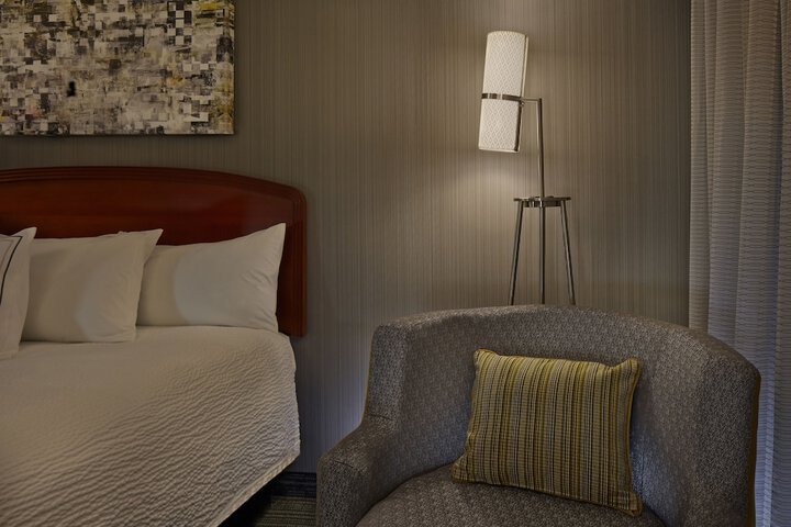 Courtyard by Marriott Providence Warwick