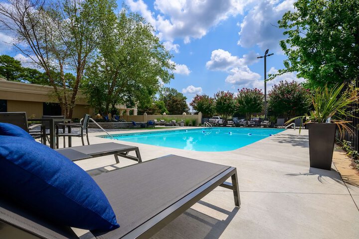 Pool 4 of 32