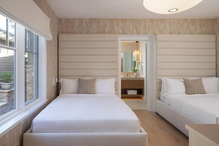 Room 45 of 151