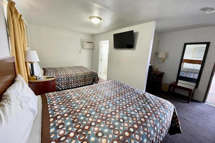 Desert Inn
