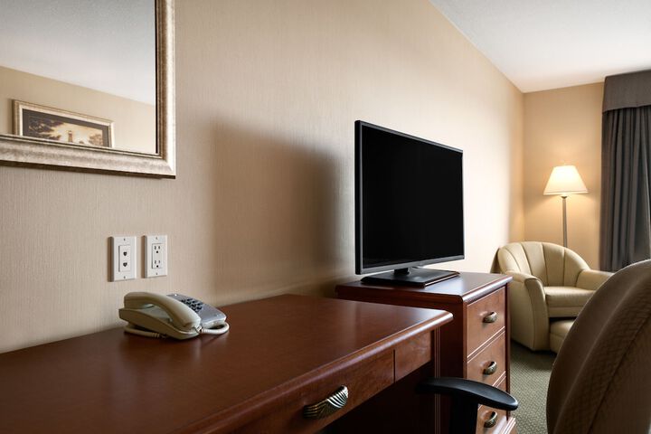 Room 28 of 50