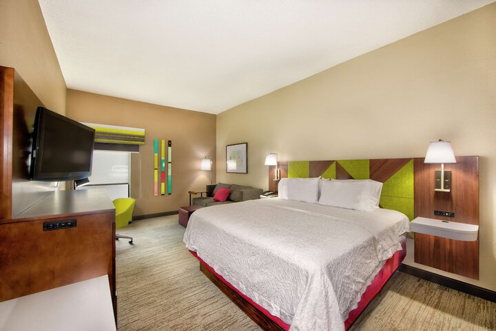Room 17 of 29