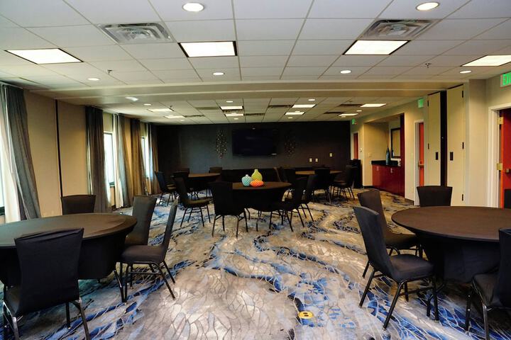 Fairfield Inn & Suites by Marriott Denver Aurora / Parker