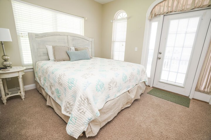 Room 14 of 20