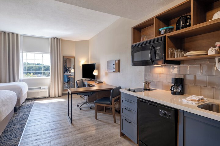 Room 15 of 31