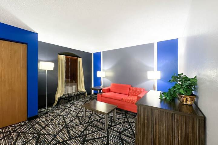 Room 29 of 35