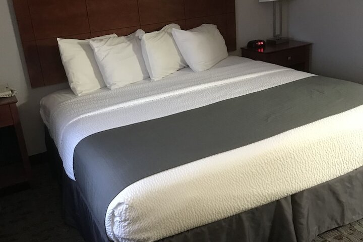 Room 49 of 70