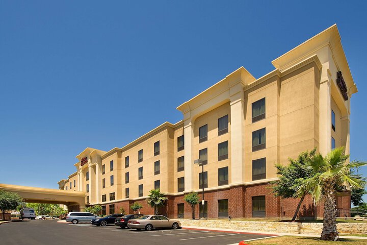 Hotel 2 of 30