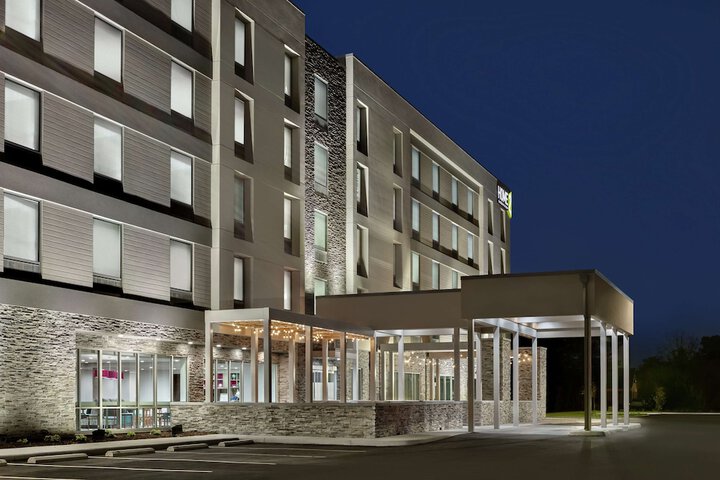 Hotel 6 of 45