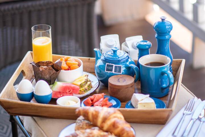 Breakfast/Coffee Service 23 of 43