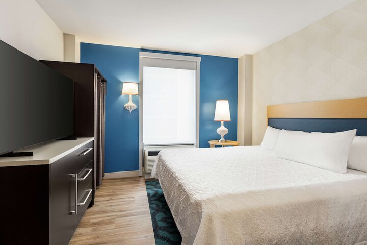 Room 41 of 63
