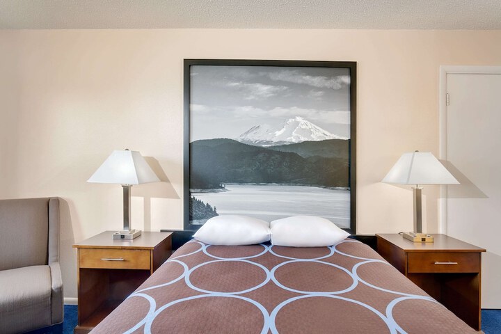Room 17 of 20
