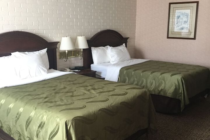 Room 11 of 21