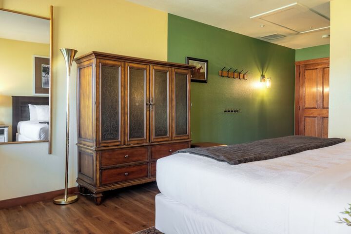 Casia Lodge and Ranch
