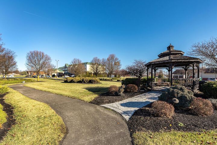 Country Inn & Suites by Radisson Findlay, OH