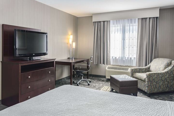 Room 40 of 49