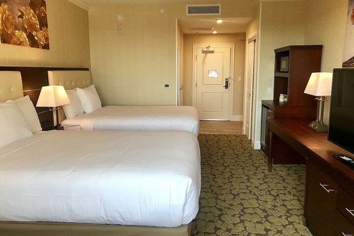 Room 42 of 75