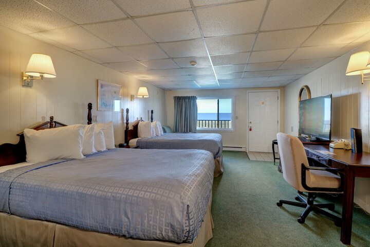 Room 42 of 104