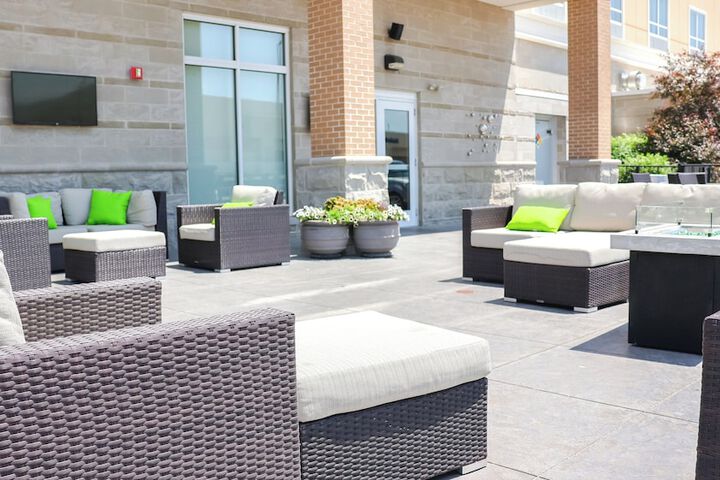 Holiday Inn & Suites Peoria at Grand Prairie by IHG