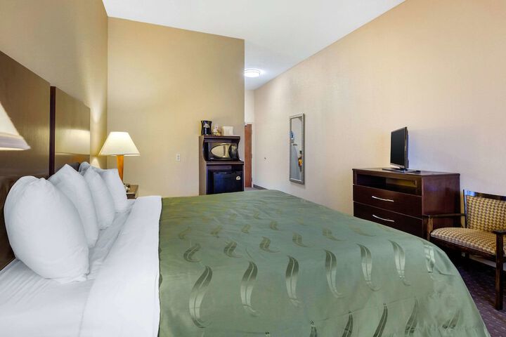 Room 9 of 39