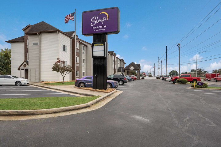 Hotel 3 of 32