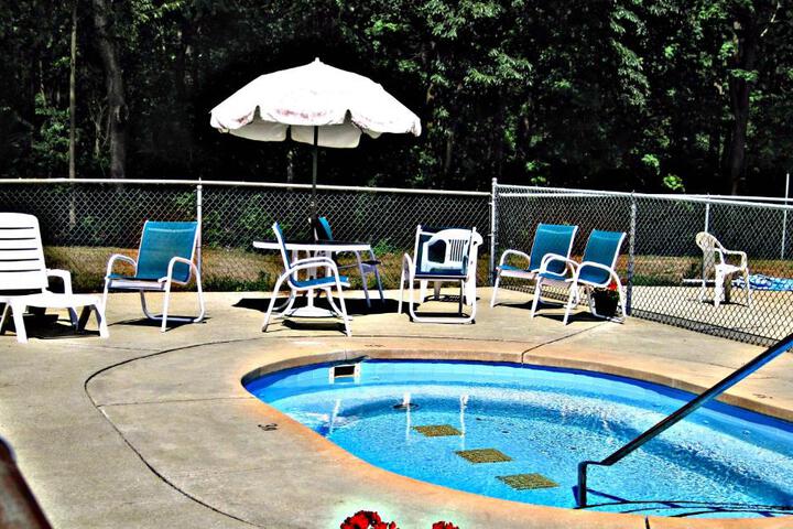 Bear Cave Camping Resort