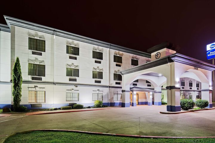 Hotel 2 of 15