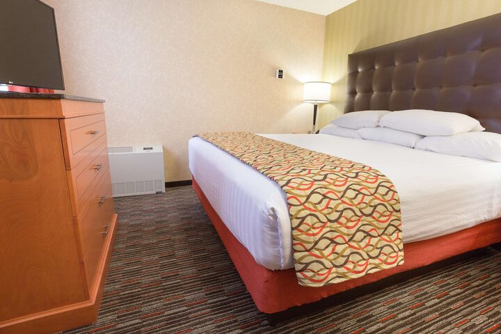 Room 8 of 38