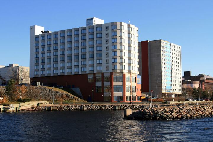 Holiday Inn Sydney - Waterfront by IHG