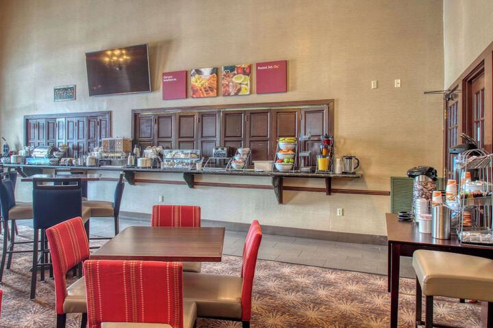 Breakfast/Coffee Service 72 of 89