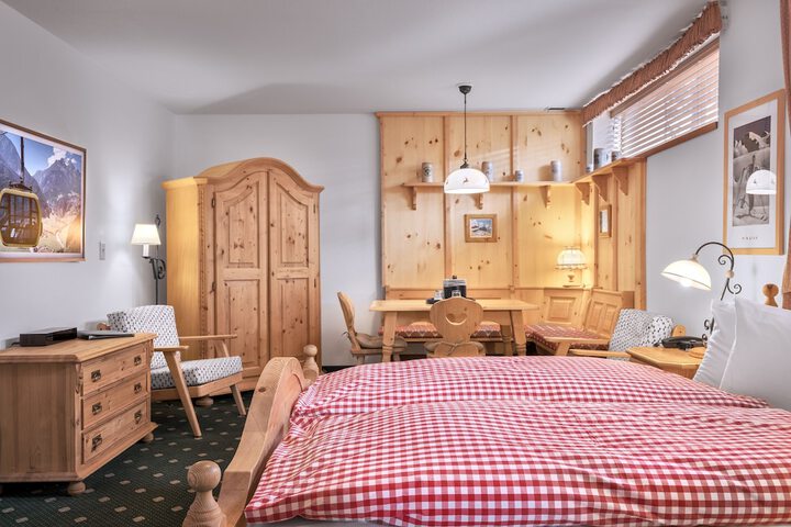 Room 17 of 49