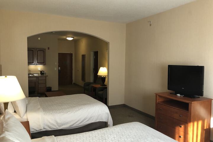 Room 34 of 63