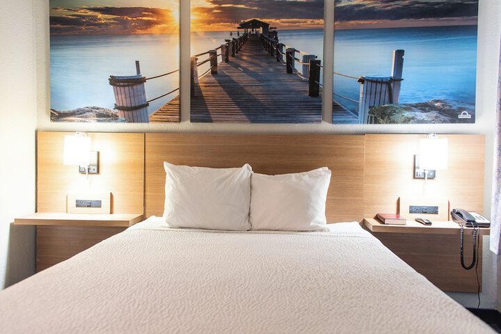 Room 21 of 26