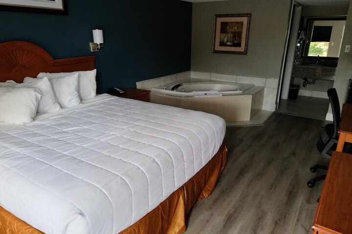 Room 50 of 54