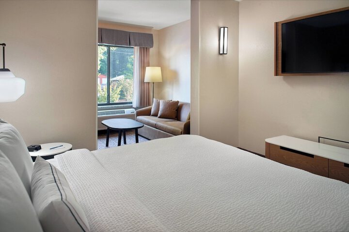 Fairfield Inn & Suites by Marriott Asheville Airport / Fletcher