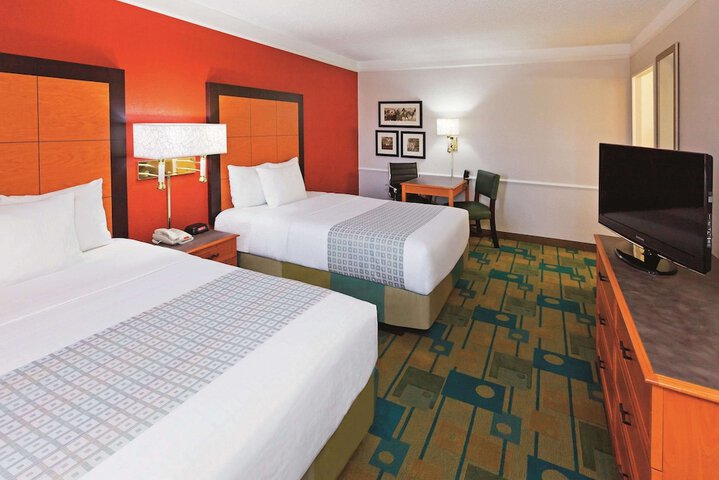 Room 3 of 6