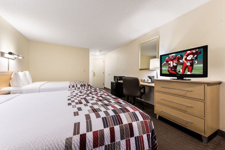 Room 8 of 23