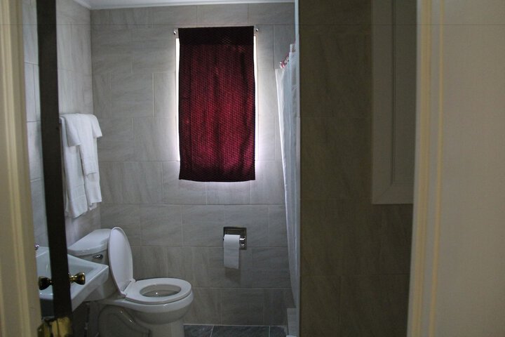 Room 7 of 20