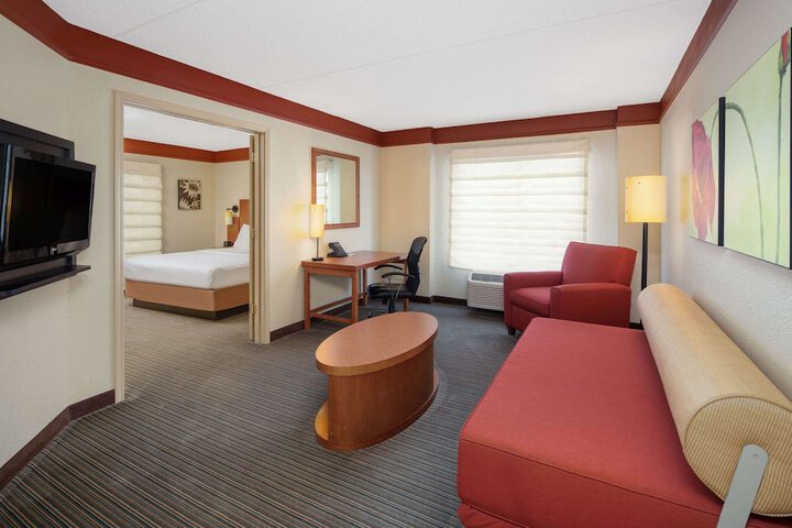 Room 34 of 44