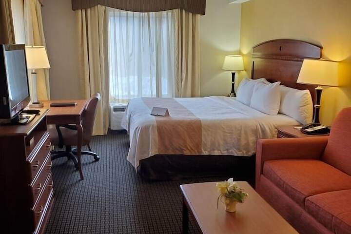Room 10 of 50