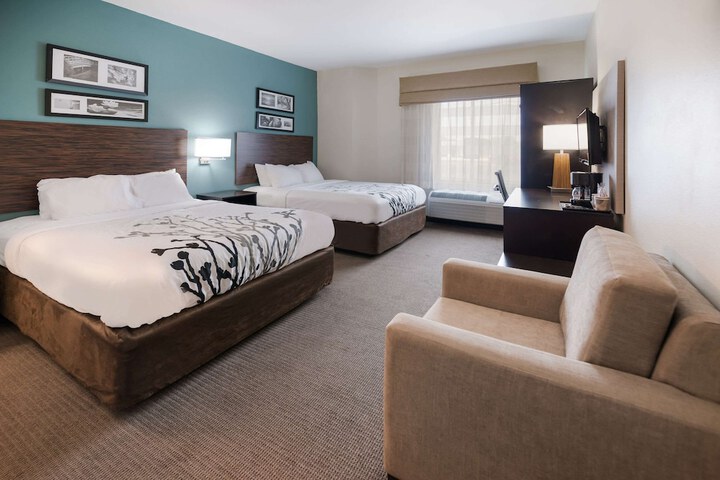 Room 21 of 31