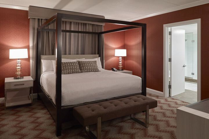 Room 5 of 15