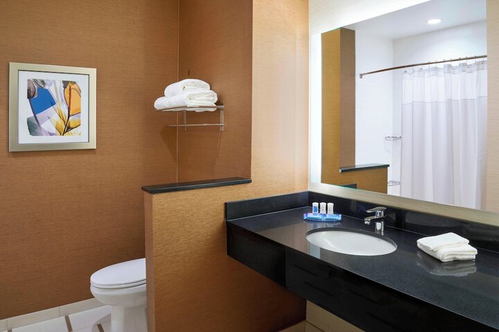 Room 8 of 15