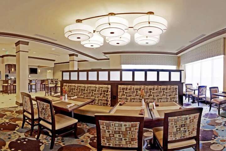 Hilton Garden Inn Omaha East / Council Bluffs