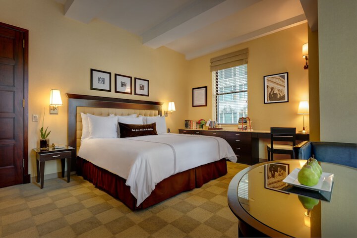 Room 10 of 53