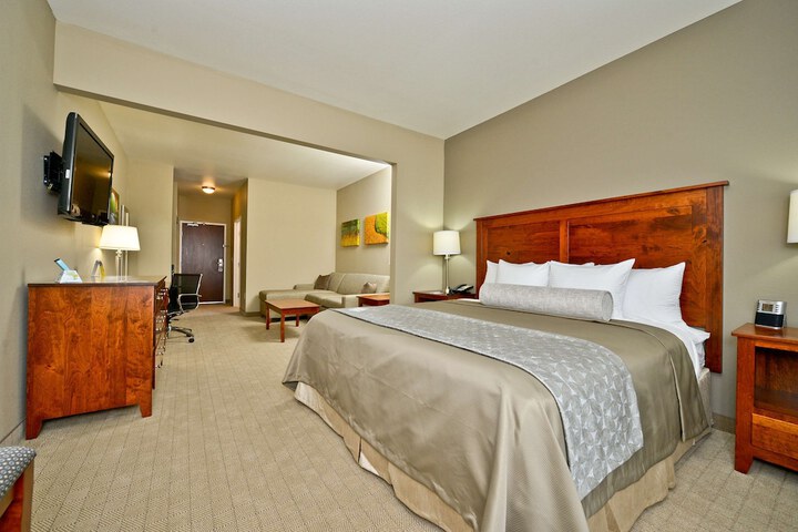 Room 26 of 34