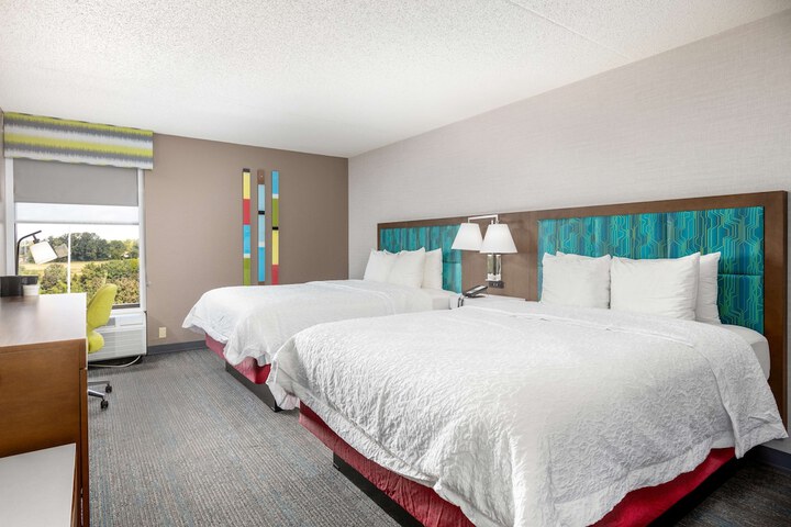 Room 14 of 28